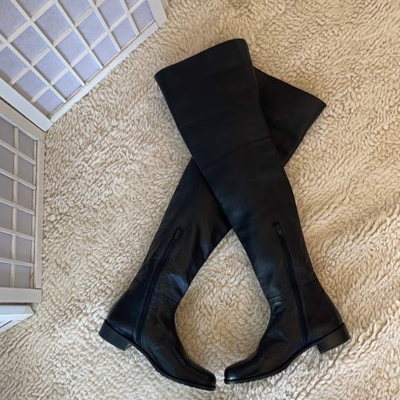 Sz 8.5 Like New Stuart Weitzman Over the Knee / Thigh High boots - Picture 3 of 8